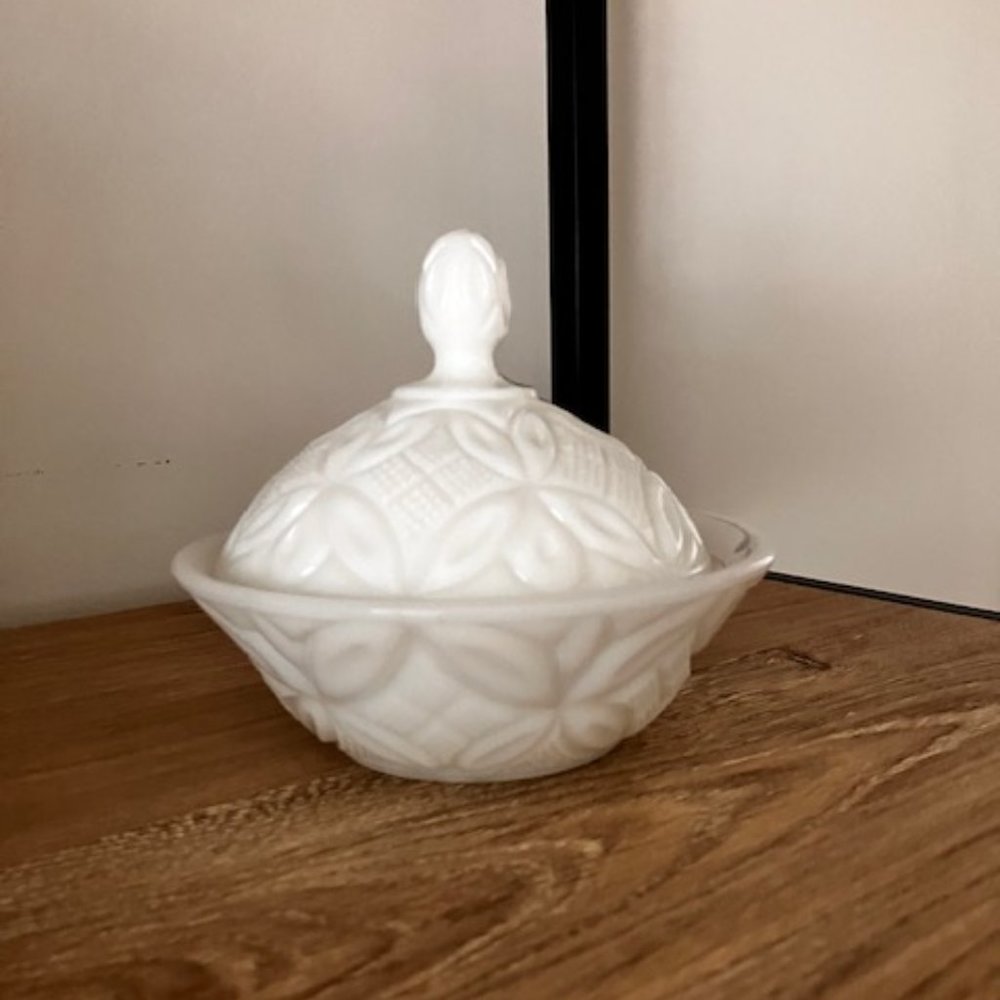 Vintage Imperial Milk Glass Dish